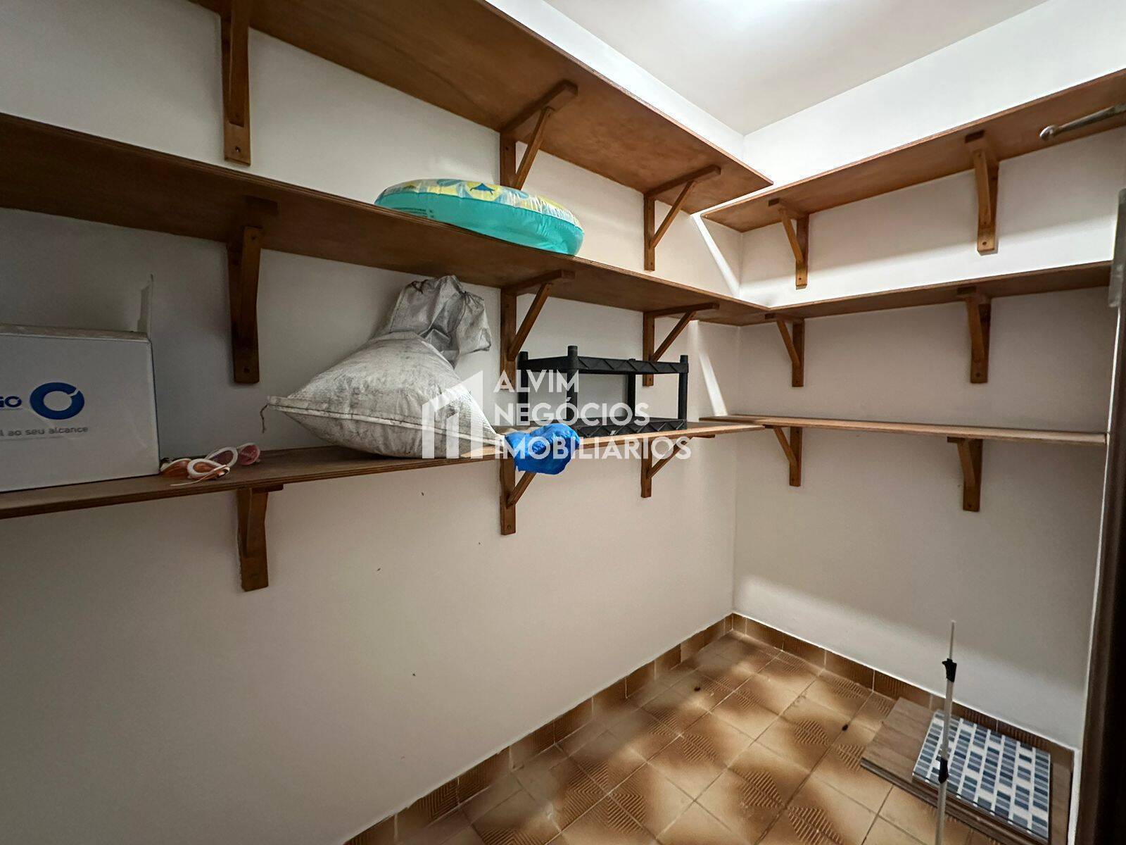 Sobrado à venda com 5 quartos, 400m² - Foto 5