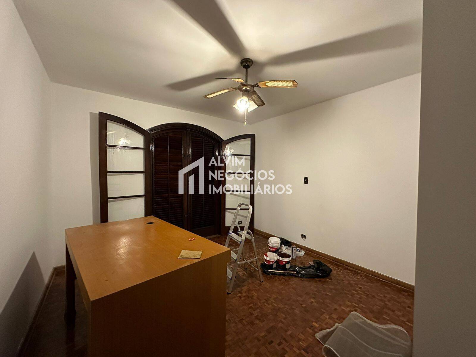Sobrado à venda com 5 quartos, 400m² - Foto 22