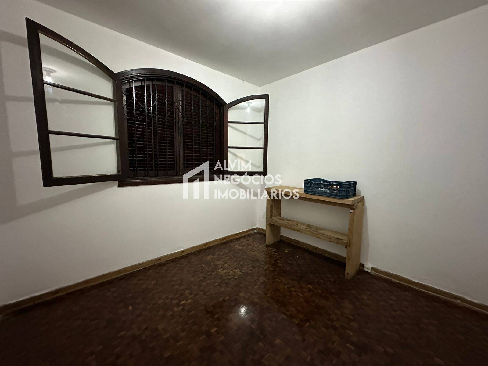 Sobrado à venda com 5 quartos, 400m² - Foto 28