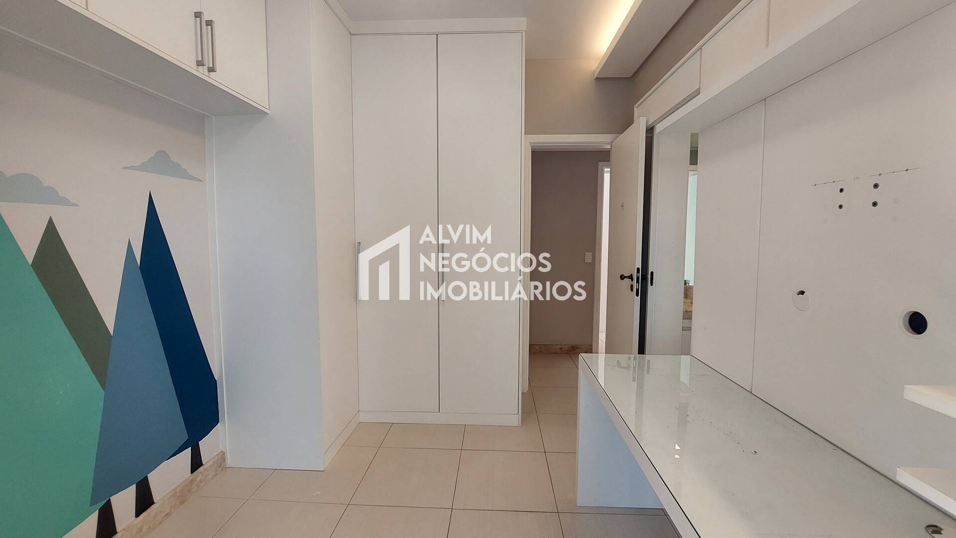 Apartamento à venda com 3 quartos, 110m² - Foto 7