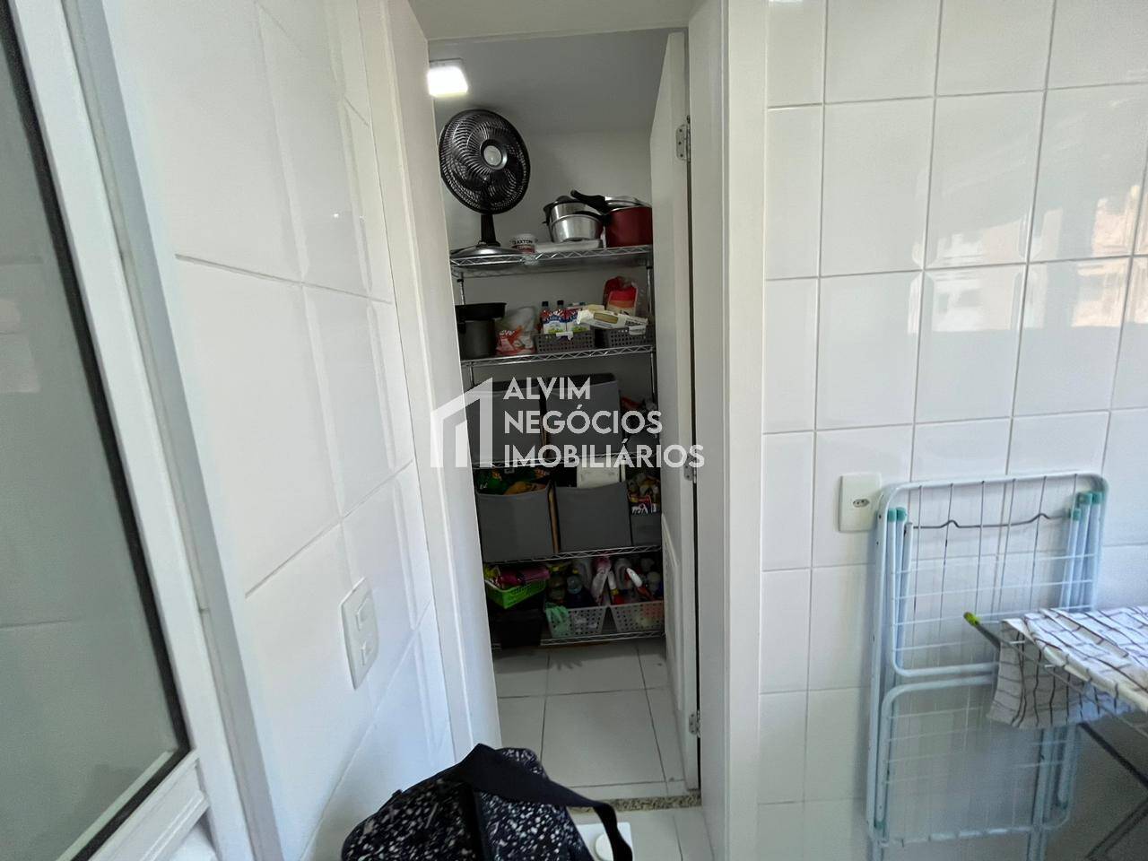 Apartamento à venda com 3 quartos, 114m² - Foto 7