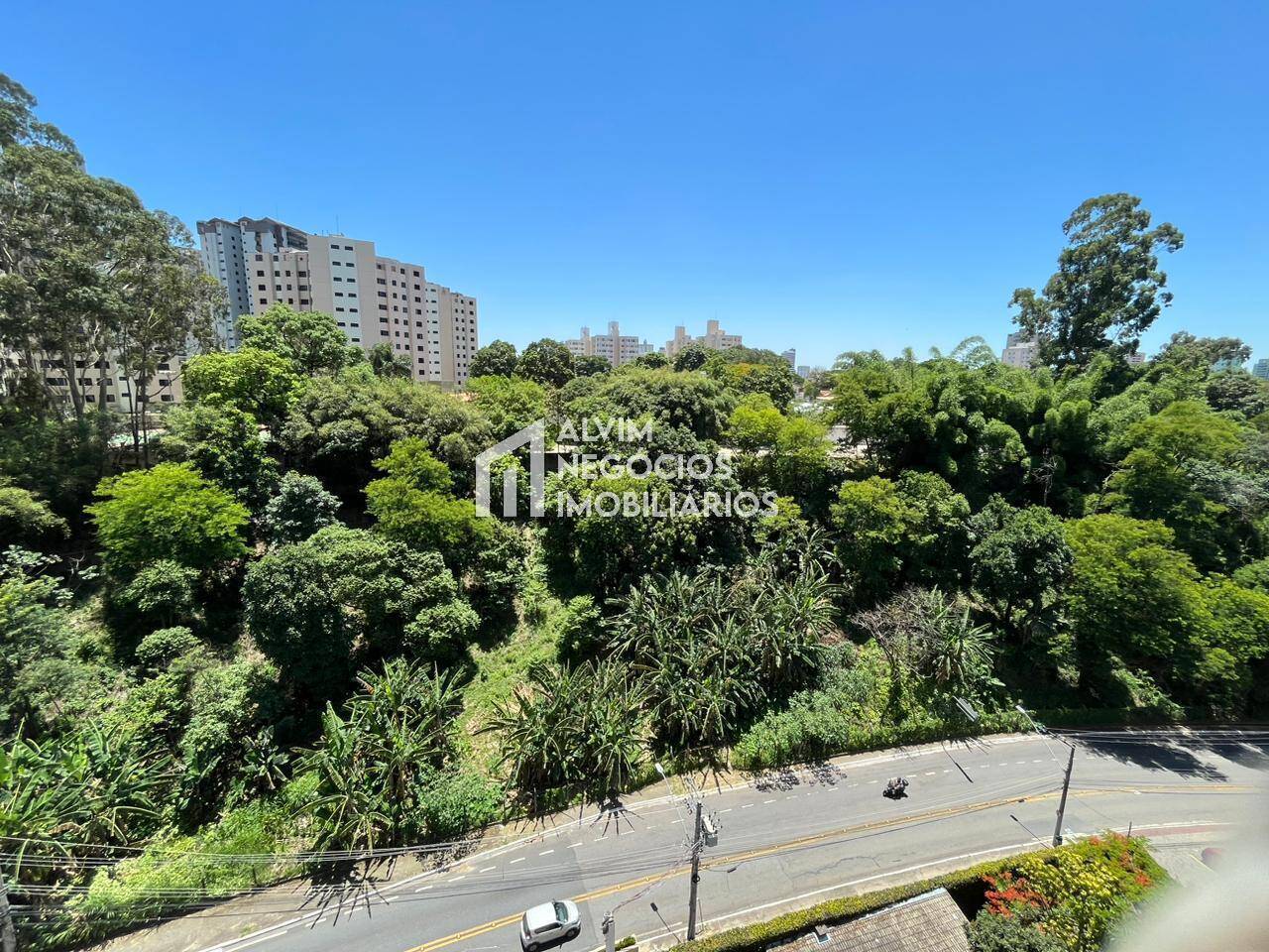 Apartamento à venda com 3 quartos, 114m² - Foto 9