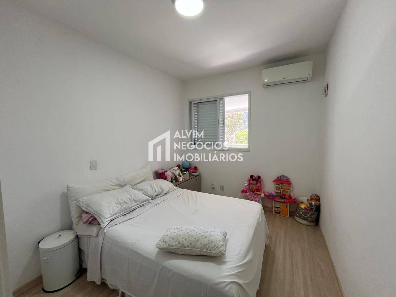 Apartamento à venda com 3 quartos, 114m² - Foto 19