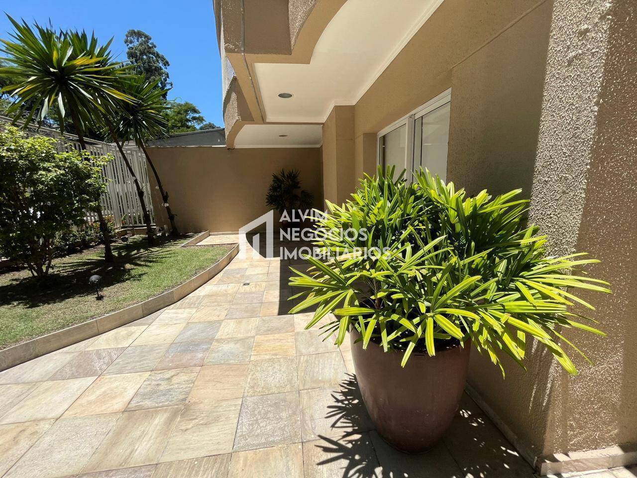 Apartamento à venda com 3 quartos, 114m² - Foto 29