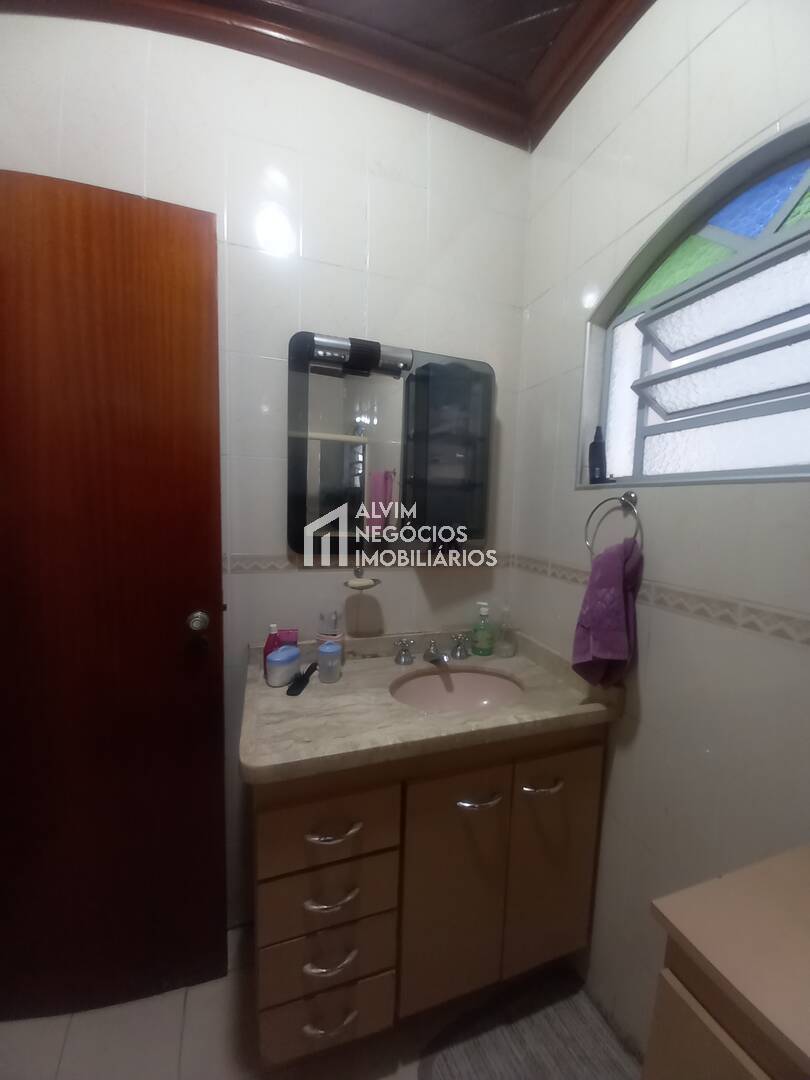 Casa à venda com 6 quartos, 461m² - Foto 8