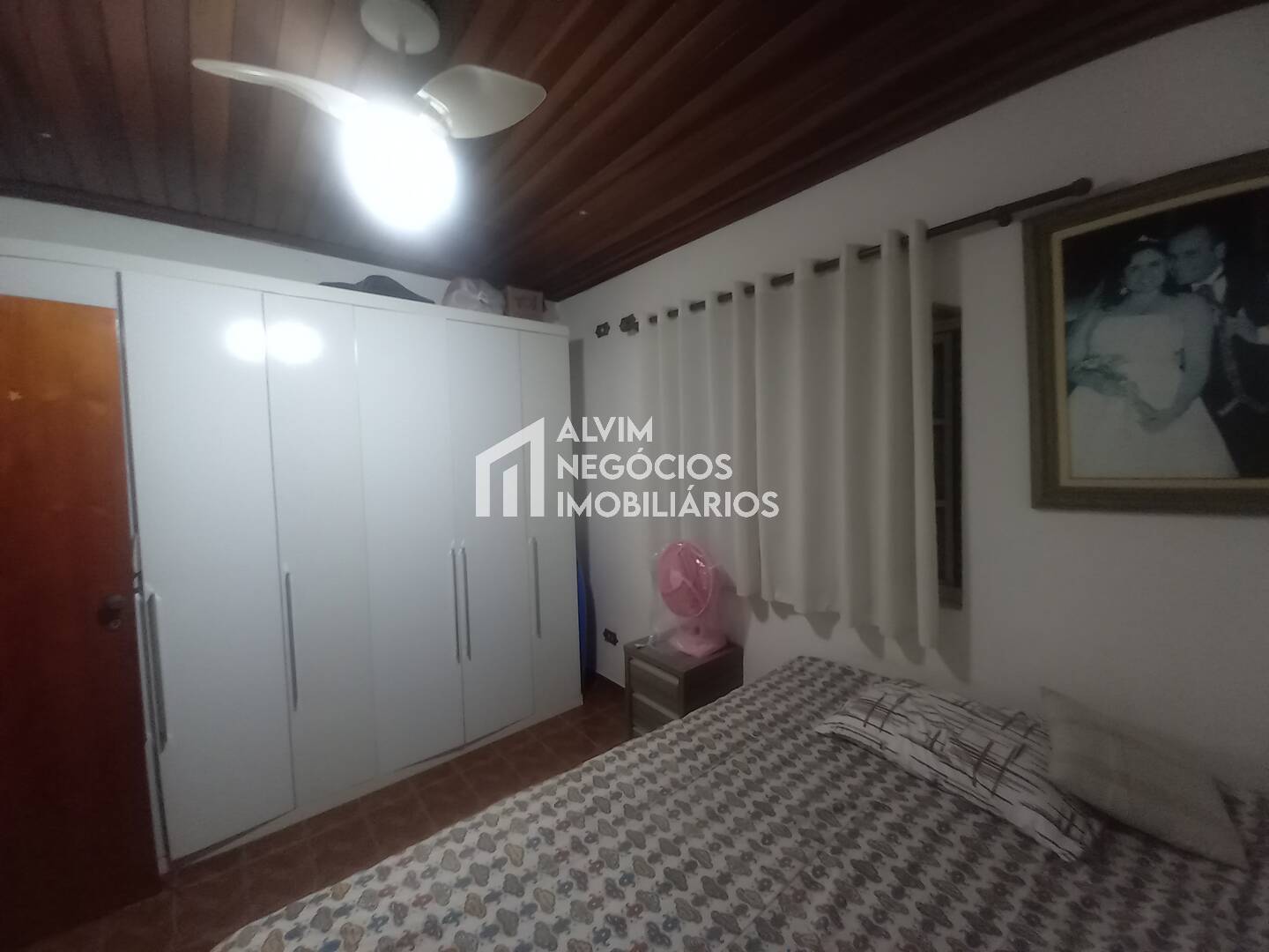 Casa à venda com 6 quartos, 461m² - Foto 10
