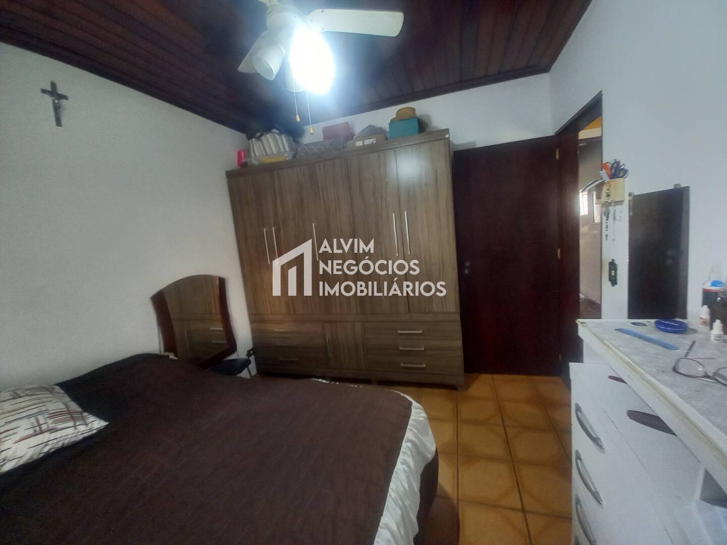 Casa à venda com 6 quartos, 461m² - Foto 12
