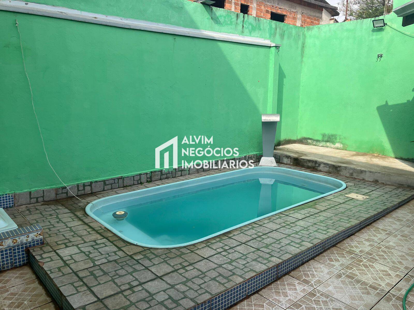 Casa, 4 quartos, 145 m² - Foto 1