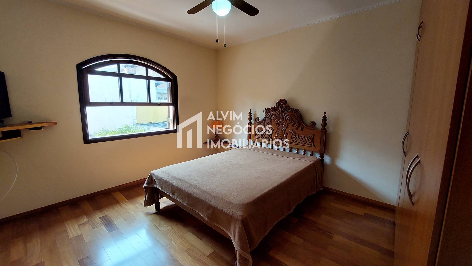 Sobrado à venda com 4 quartos, 270m² - Foto 30