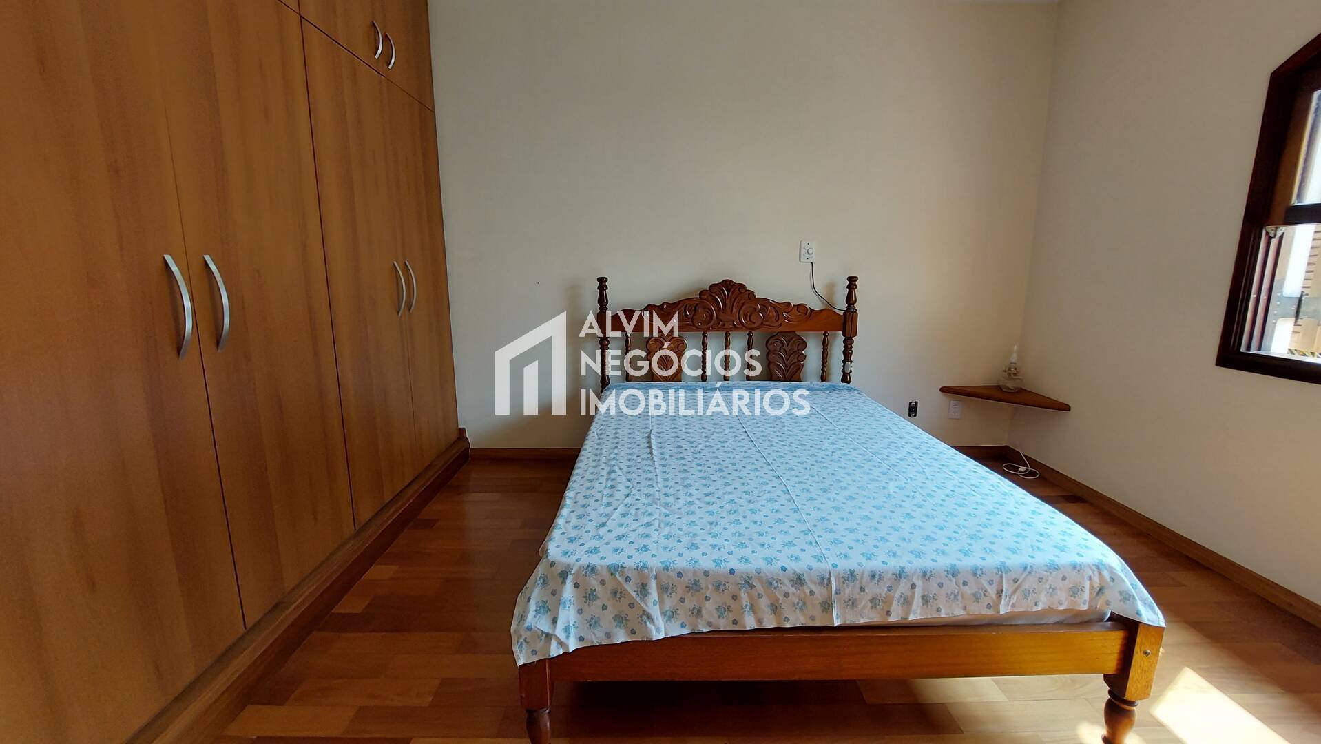 Sobrado à venda com 4 quartos, 270m² - Foto 31