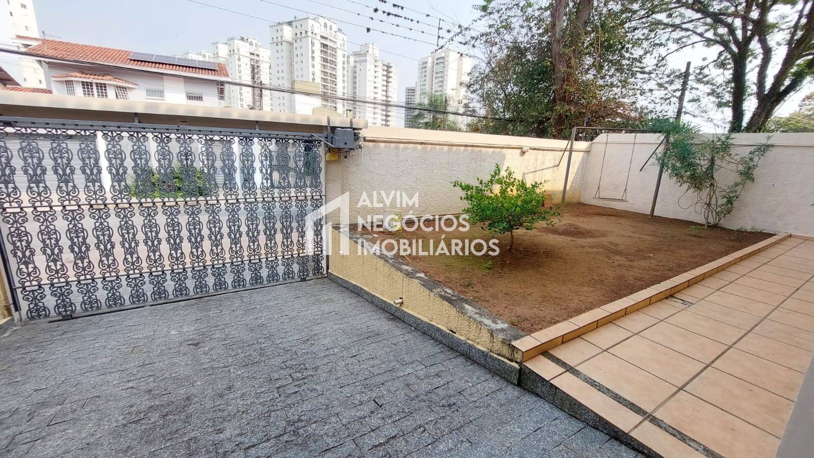 Sobrado à venda com 4 quartos, 270m² - Foto 39