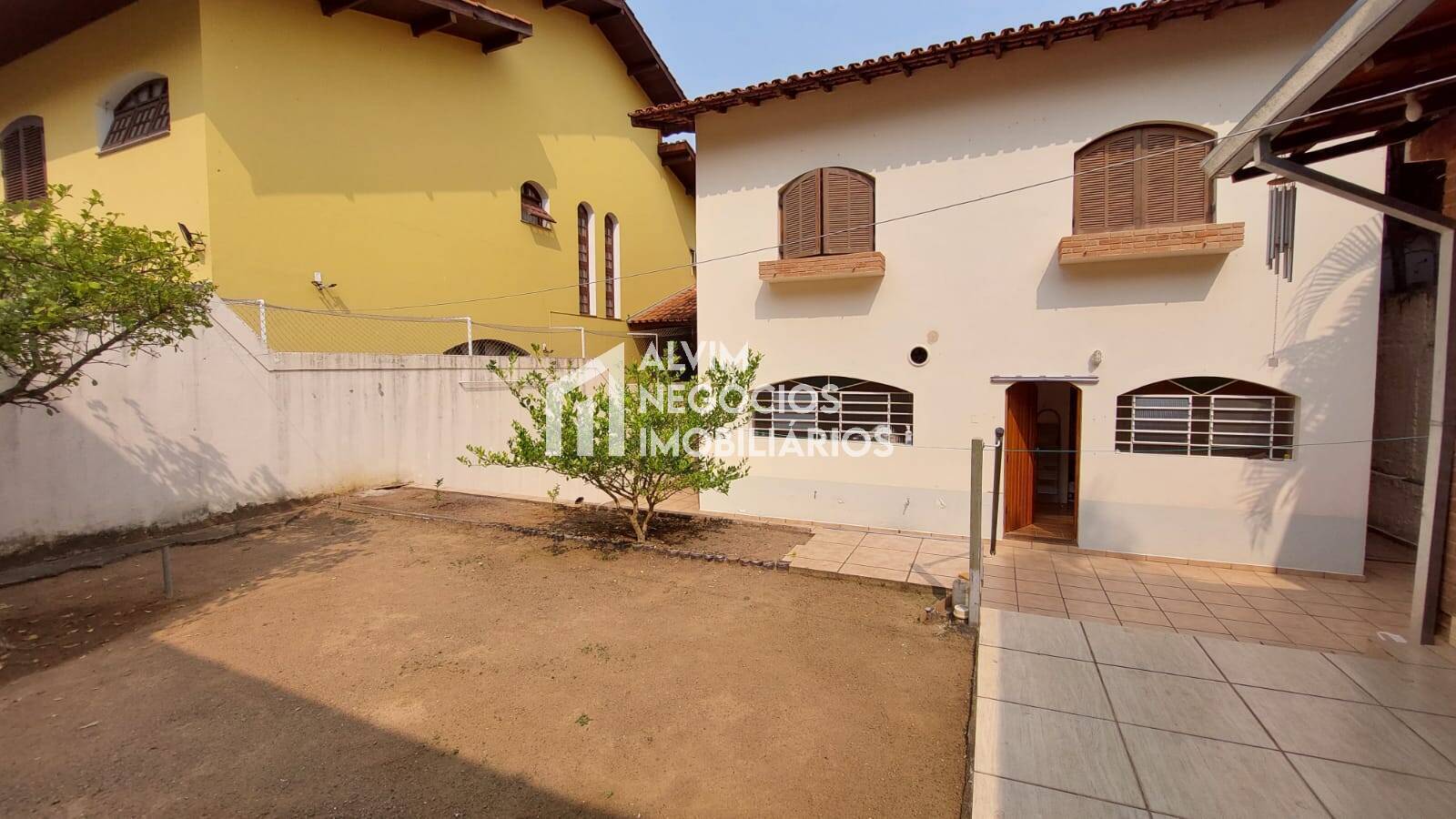 Sobrado à venda com 4 quartos, 270m² - Foto 42