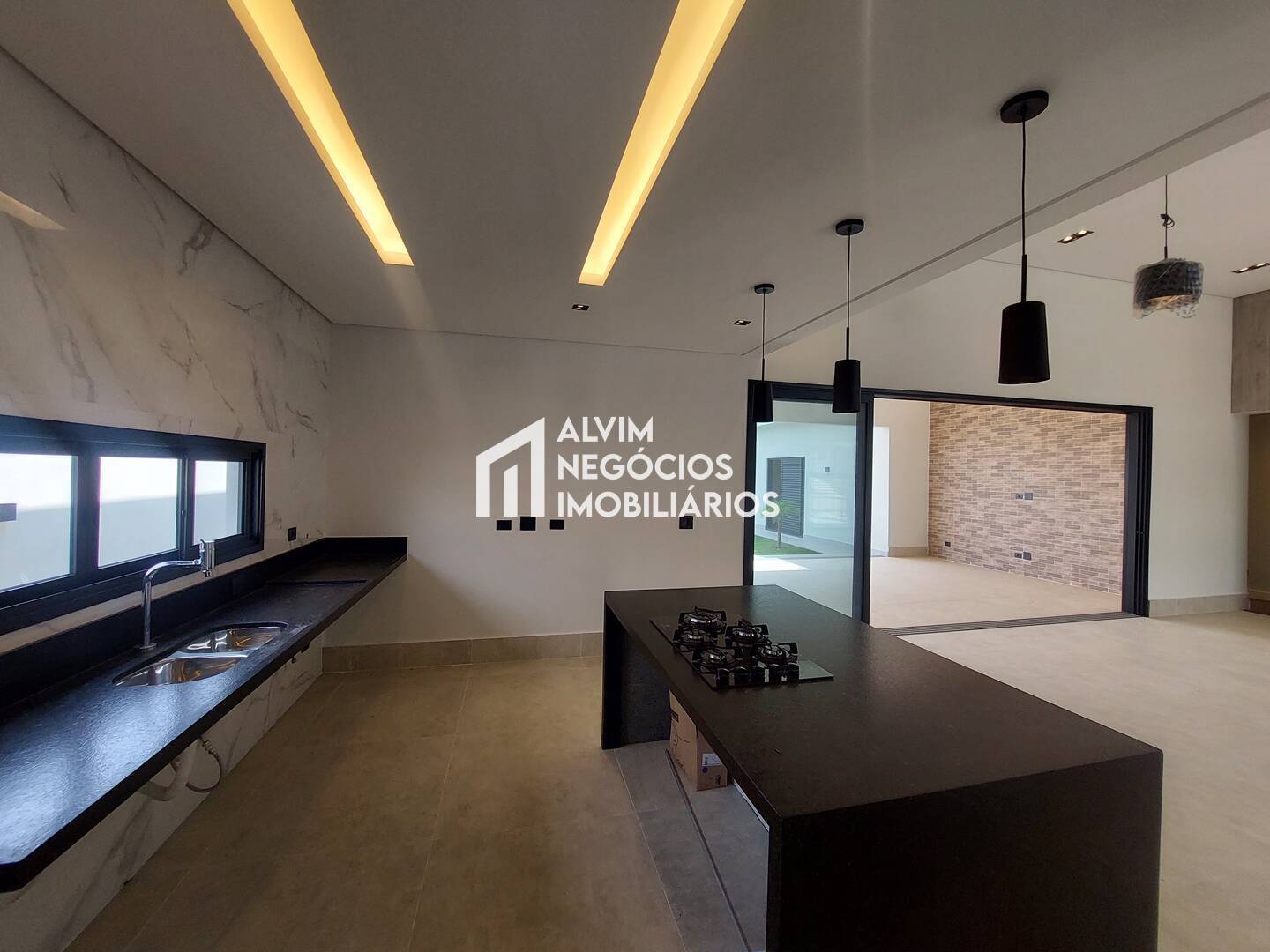 Casa, 4 quartos, 290 m² - Foto 9