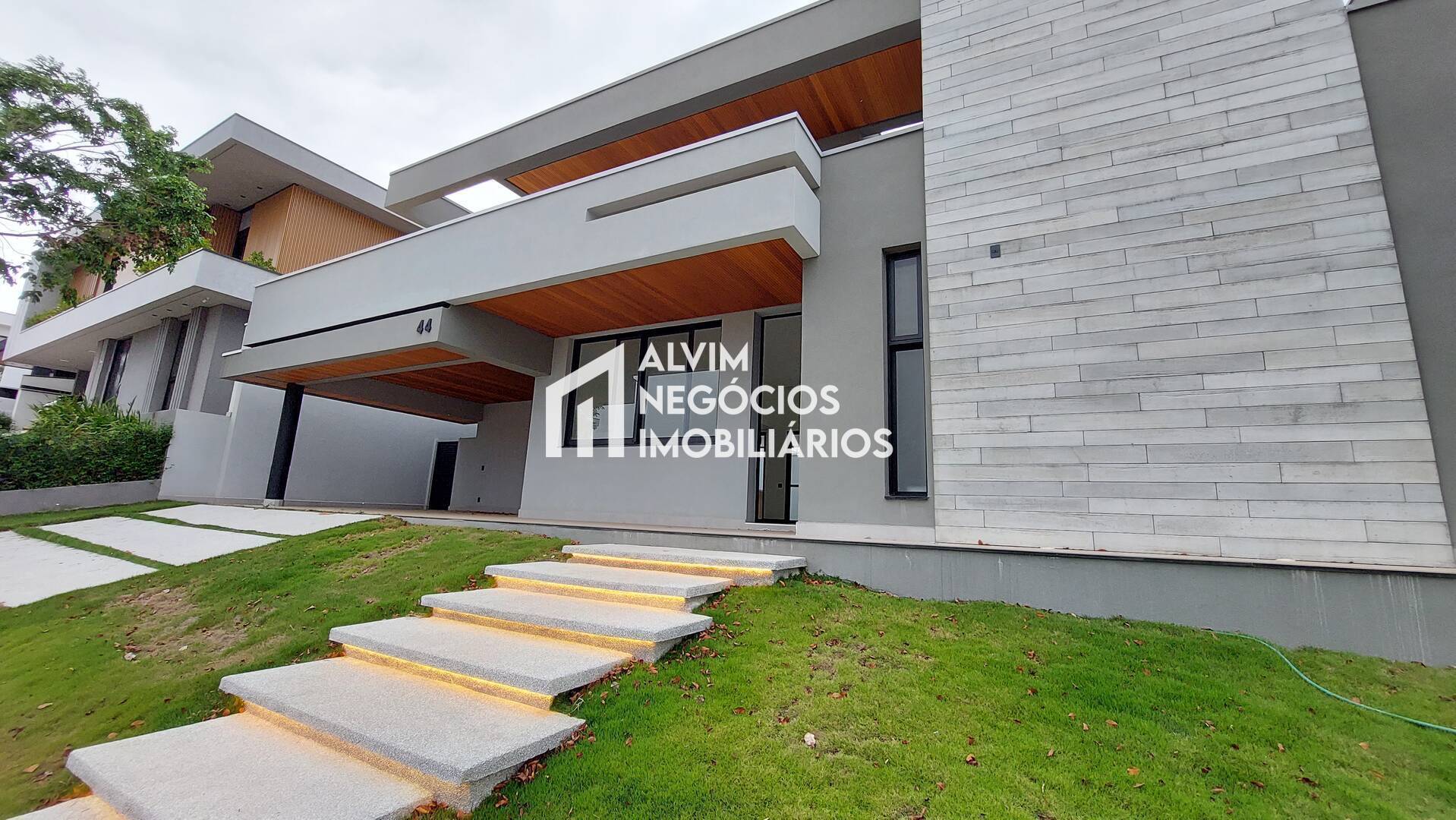 Casa, 4 quartos, 300 m² - Foto 3