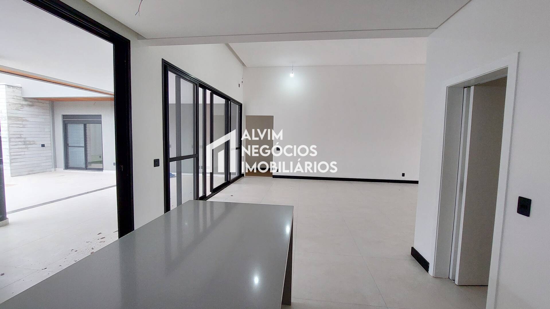 Casa, 4 quartos, 300 m² - Foto 6