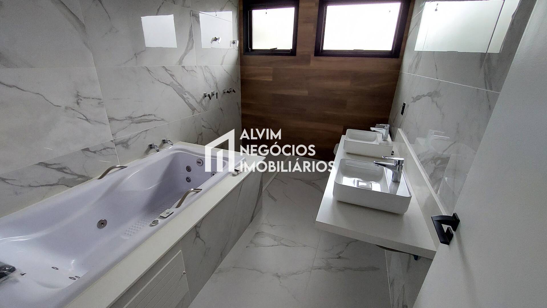 Casa, 4 quartos, 300 m² - Foto 19