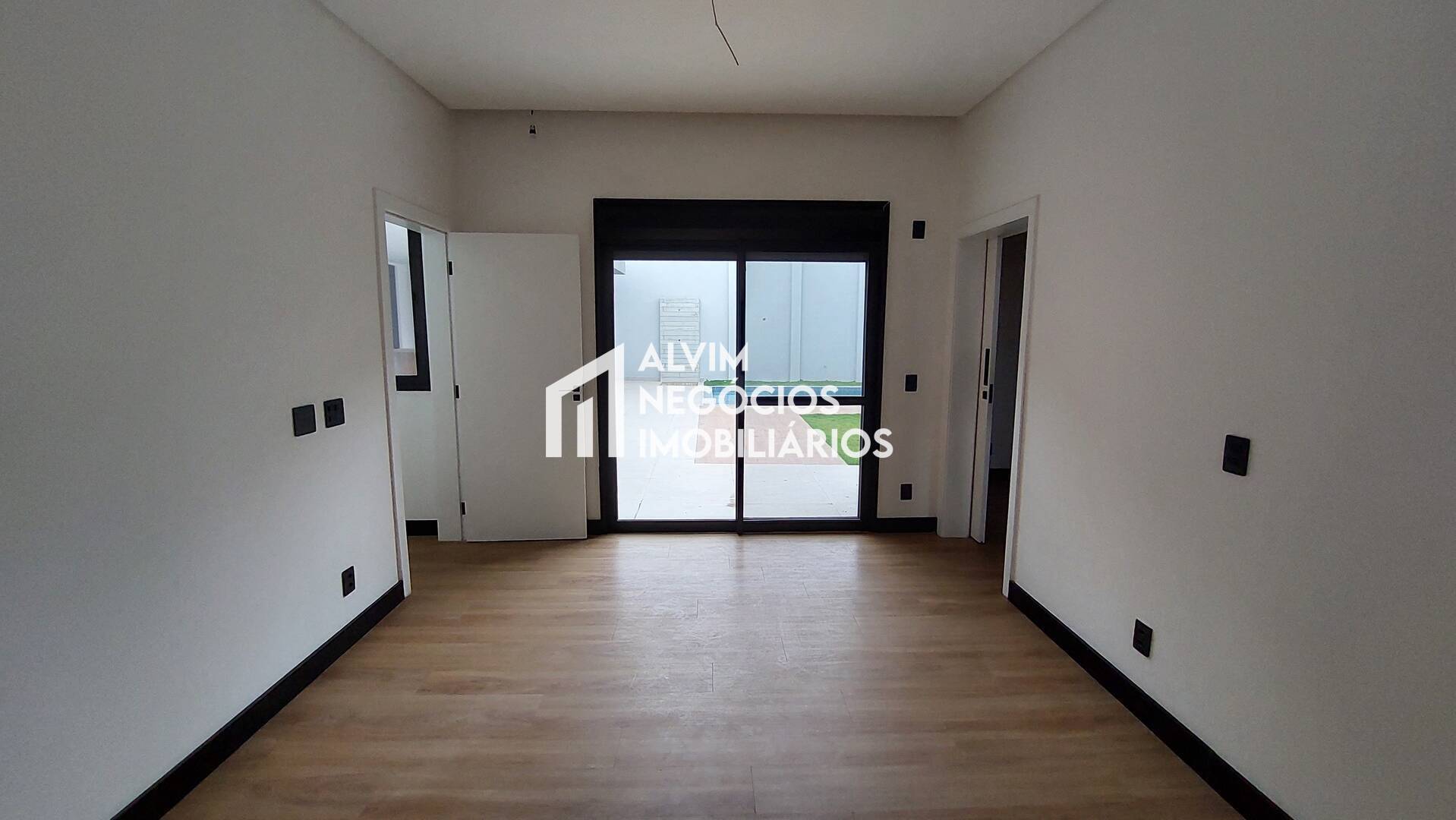 Casa, 4 quartos, 300 m² - Foto 23