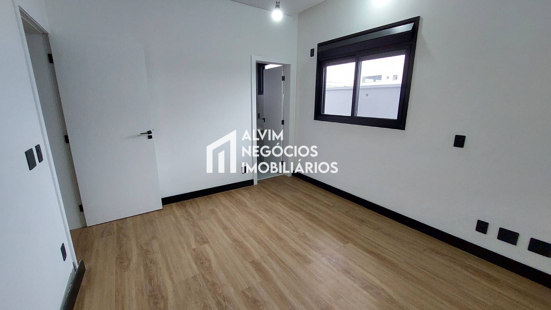 Casa, 4 quartos, 300 m² - Foto 24