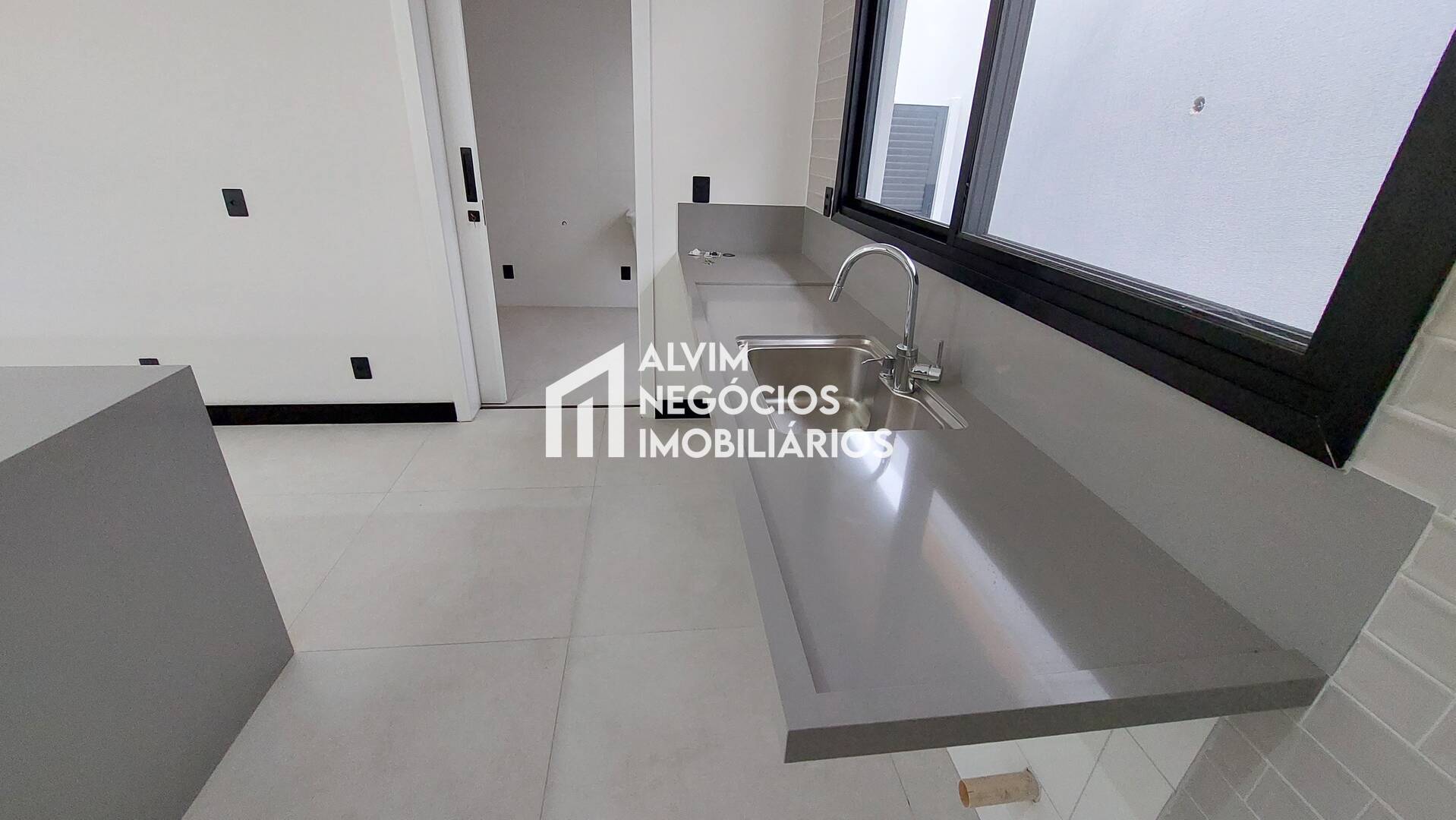 Casa, 4 quartos, 300 m² - Foto 27