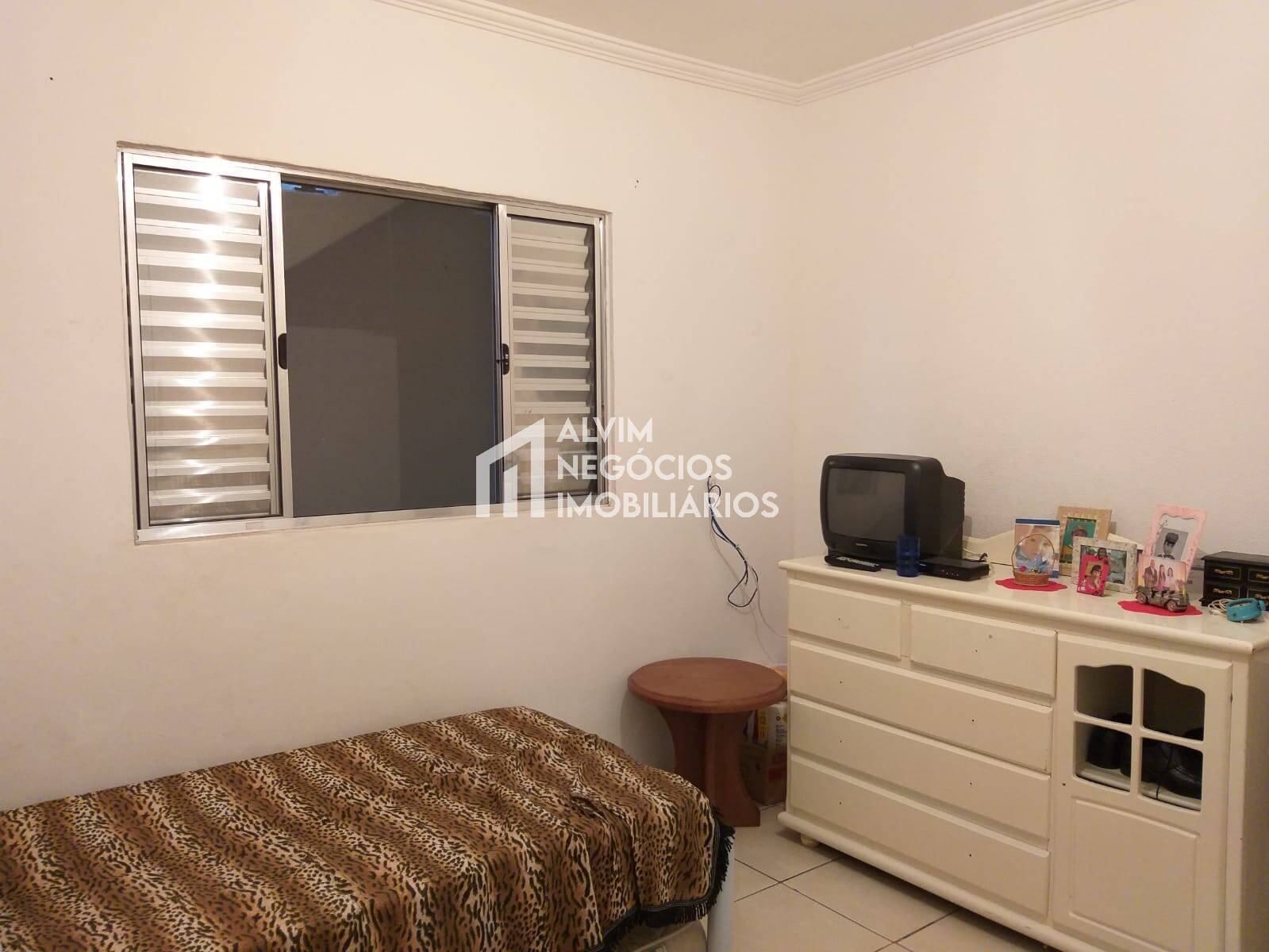 Casa à venda com 3 quartos, 130m² - Foto 5