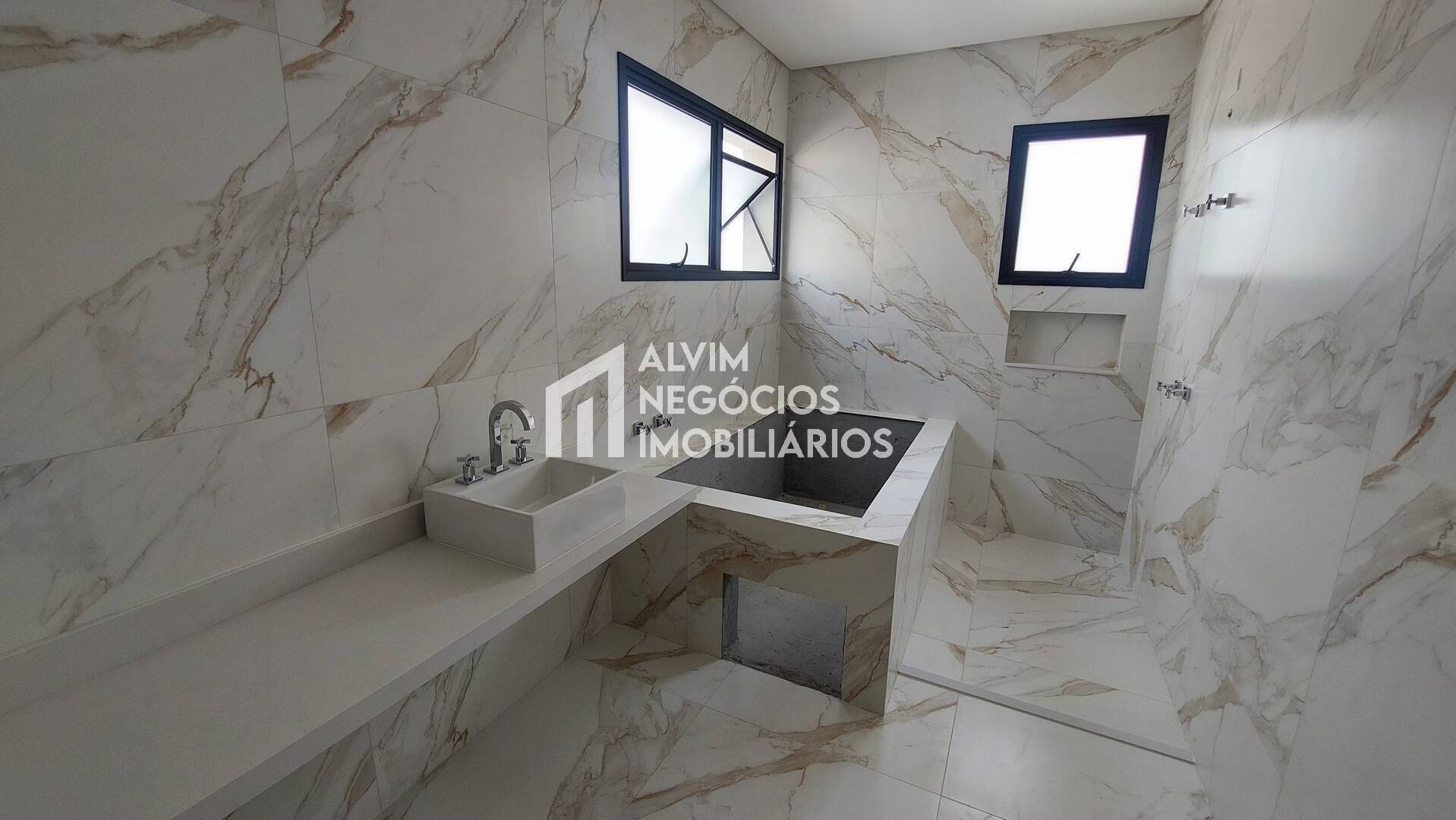 Sobrado à venda com 4 quartos, 273m² - Foto 16