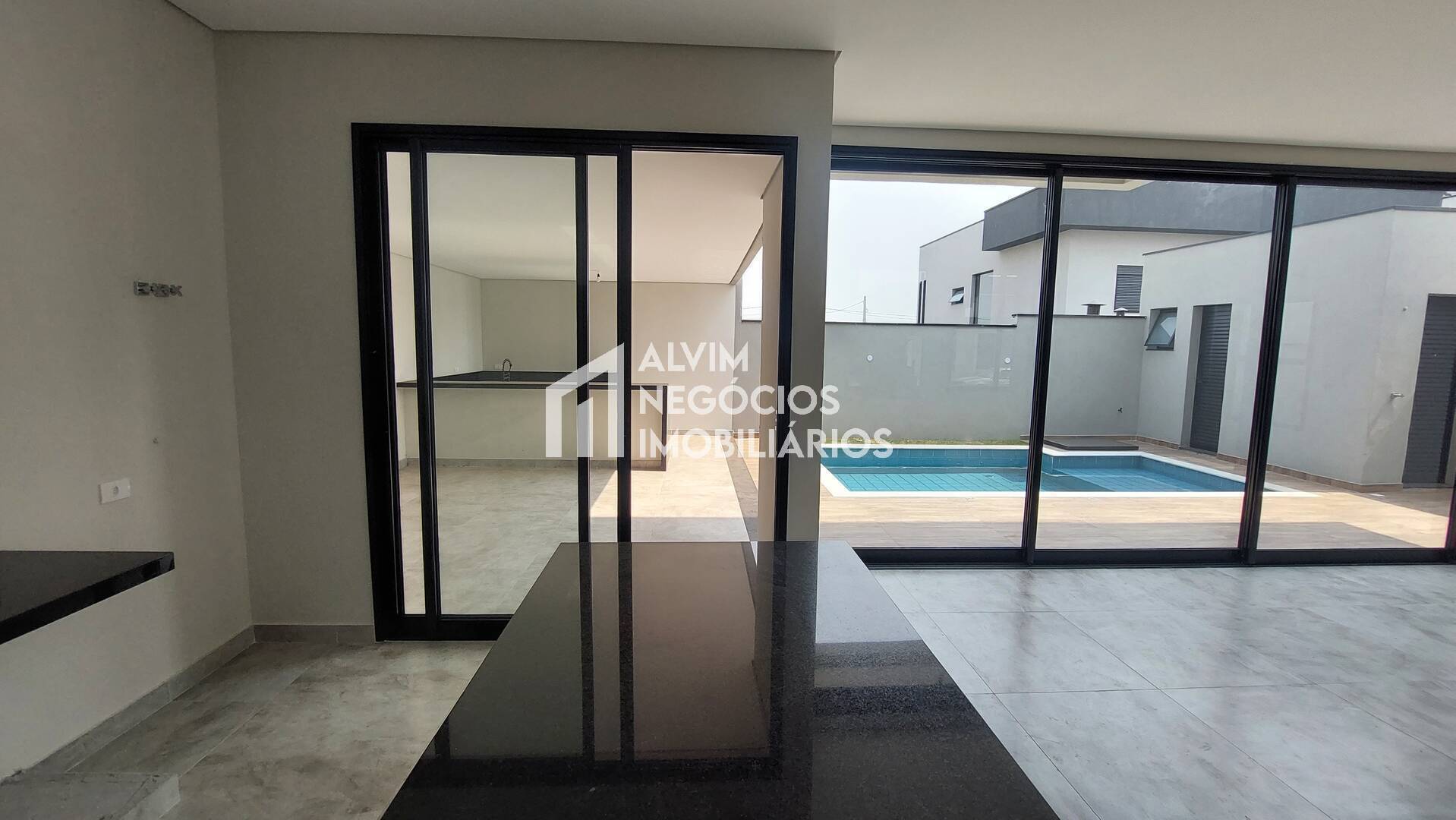 Sobrado à venda com 4 quartos, 273m² - Foto 6