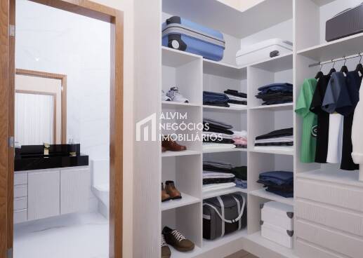 Casa à venda com 5 quartos, 215m² - Foto 14