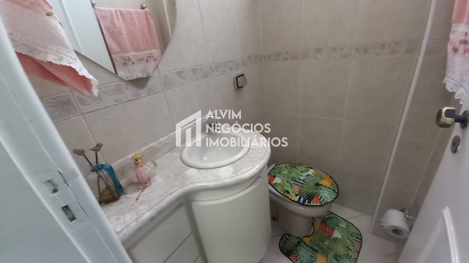 Apartamento à venda e aluguel com 3 quartos, 120m² - Foto 5