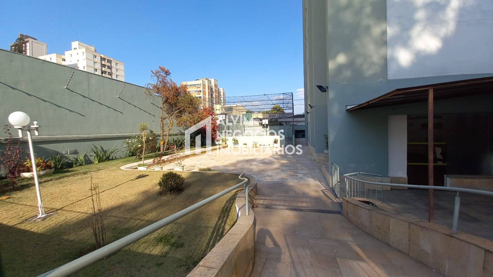 Apartamento à venda e aluguel com 3 quartos, 120m² - Foto 32