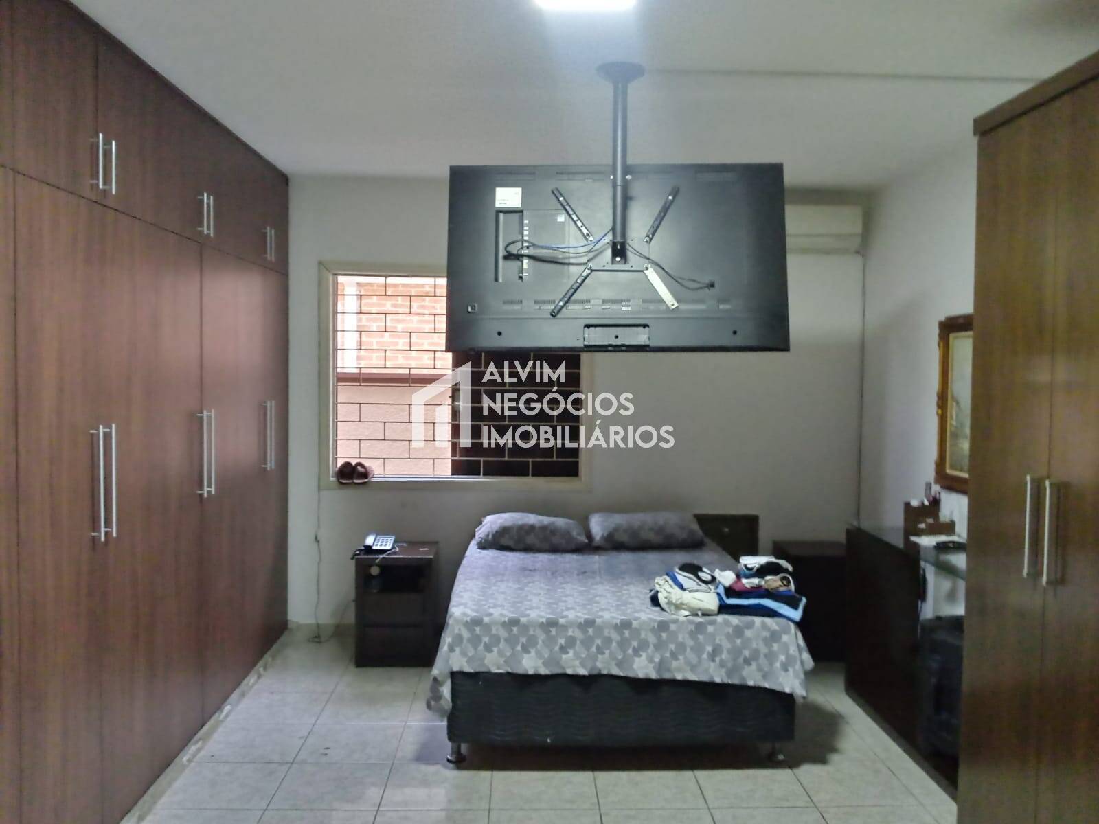 Casa à venda com 4 quartos, 450m² - Foto 13