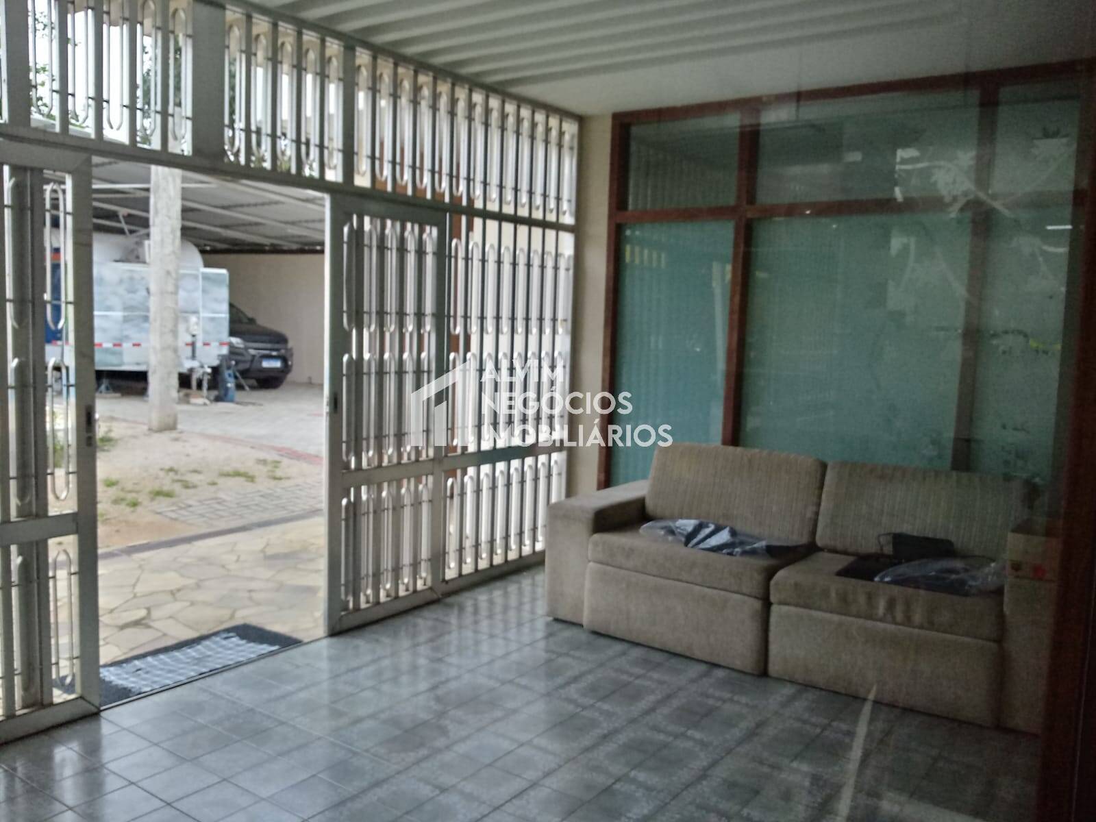 Casa à venda com 4 quartos, 450m² - Foto 15