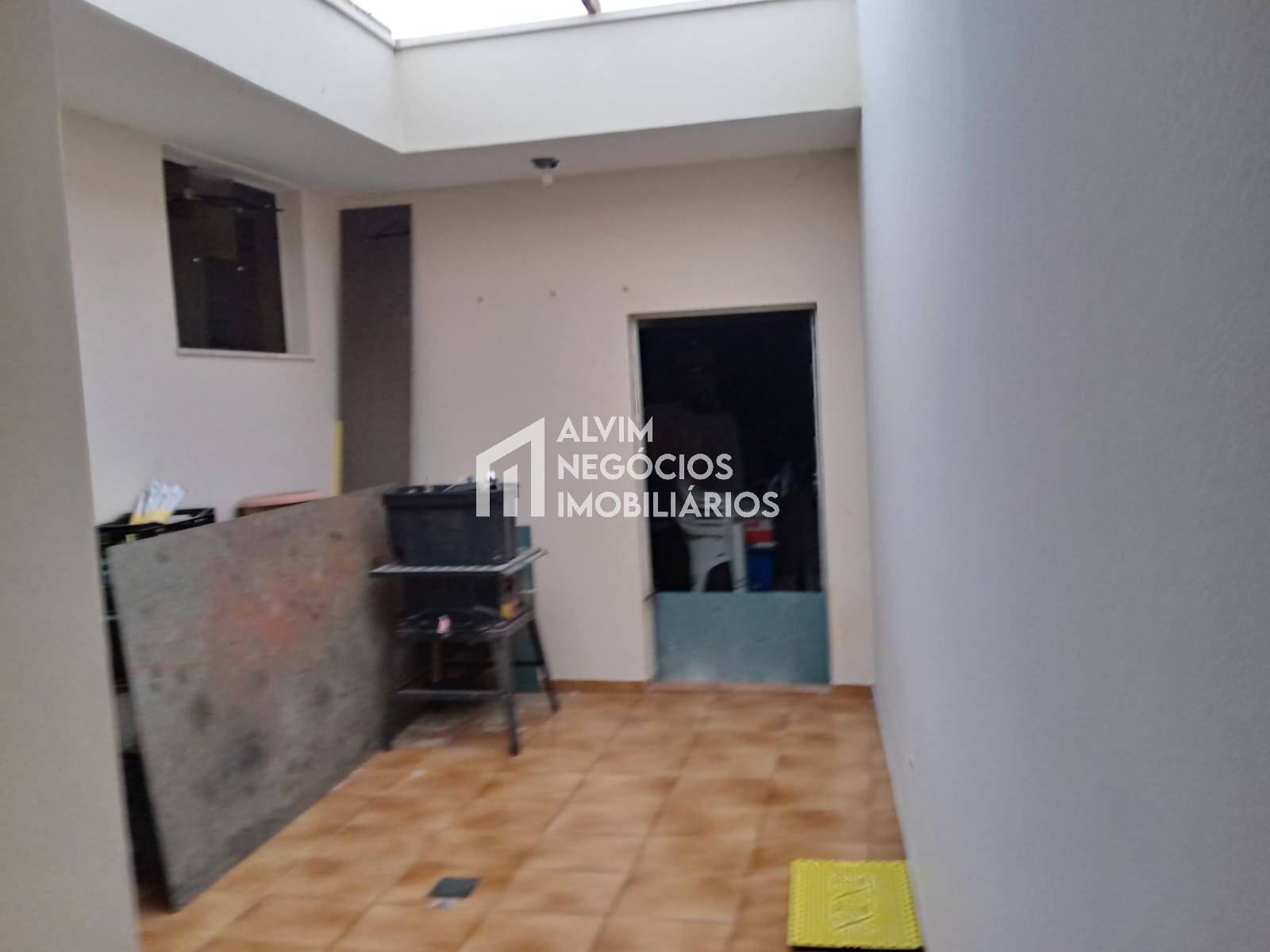 Casa à venda com 4 quartos, 450m² - Foto 16