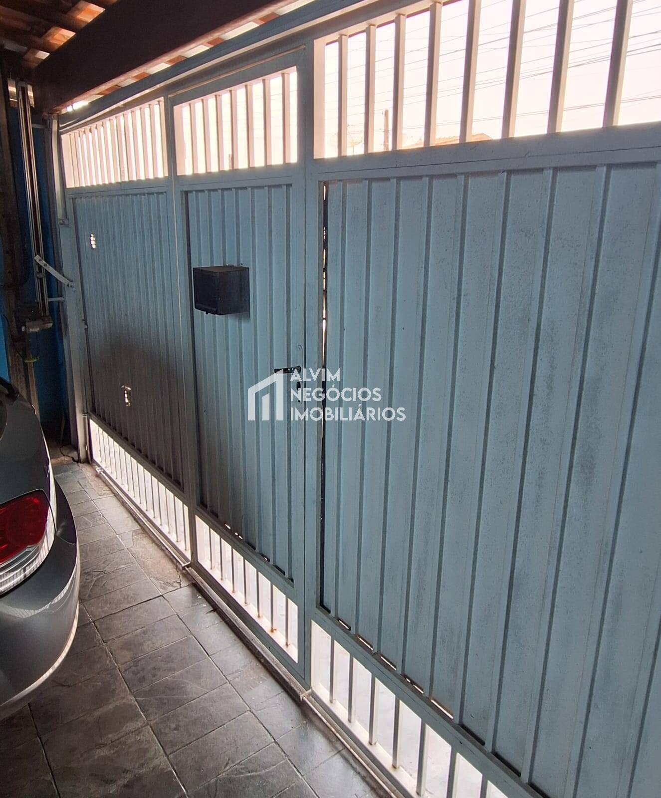 Casa à venda com 3 quartos, 52m² - Foto 4