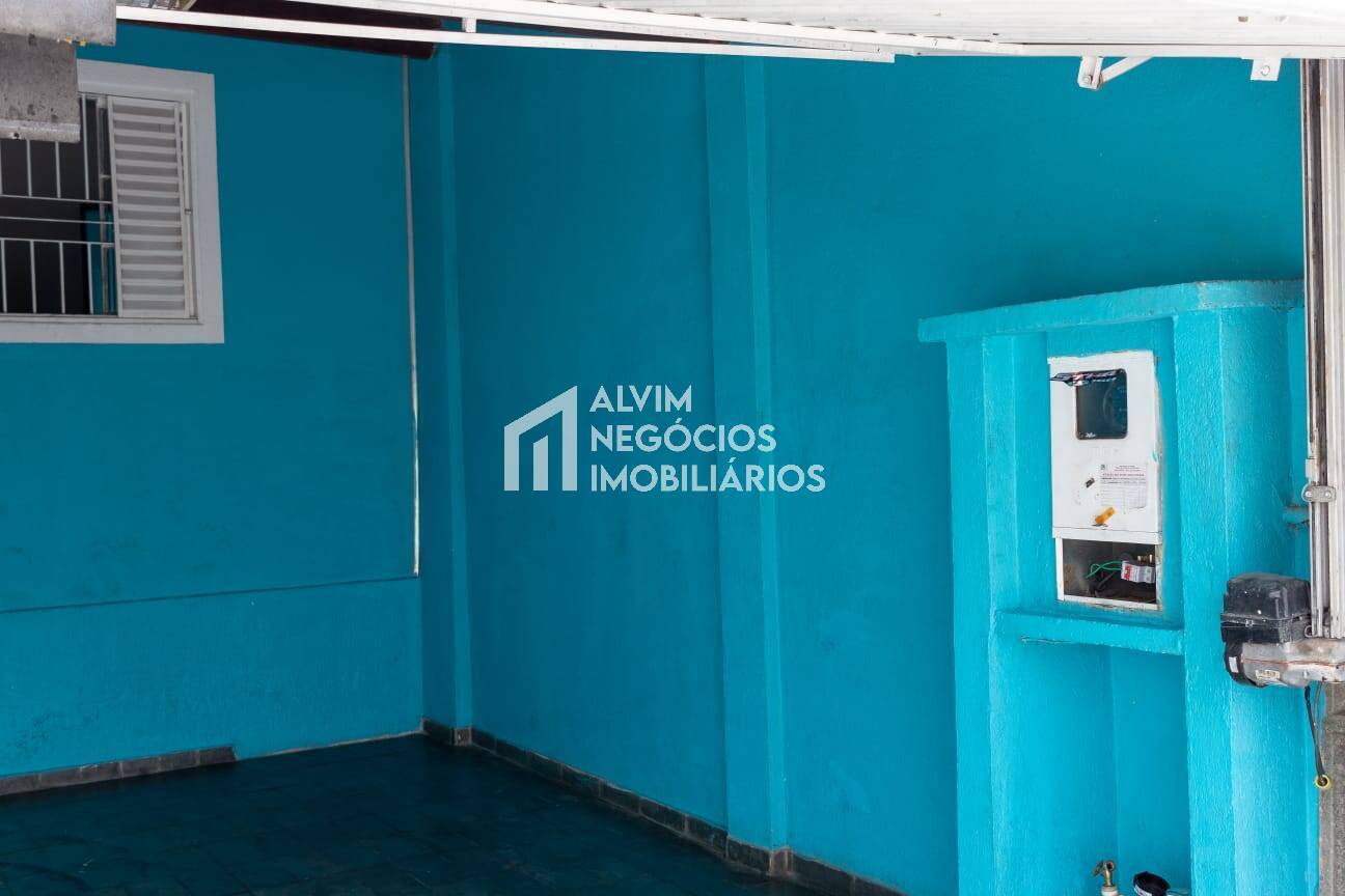 Casa à venda com 3 quartos, 52m² - Foto 5