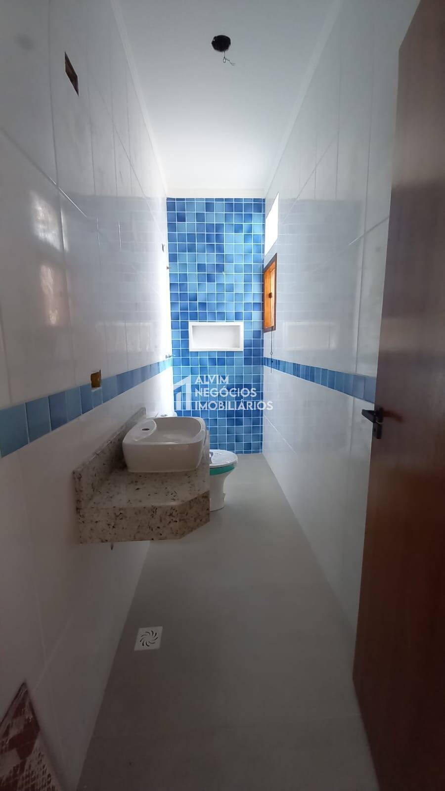 Casa à venda com 2 quartos, 100m² - Foto 8