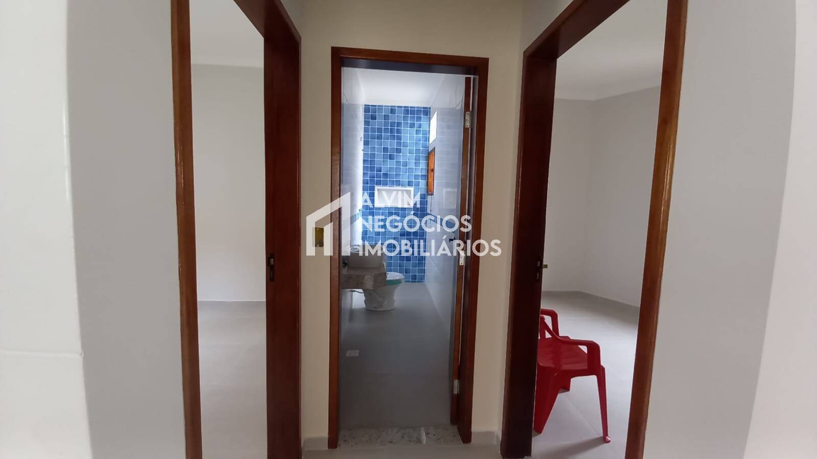 Casa à venda com 2 quartos, 100m² - Foto 12