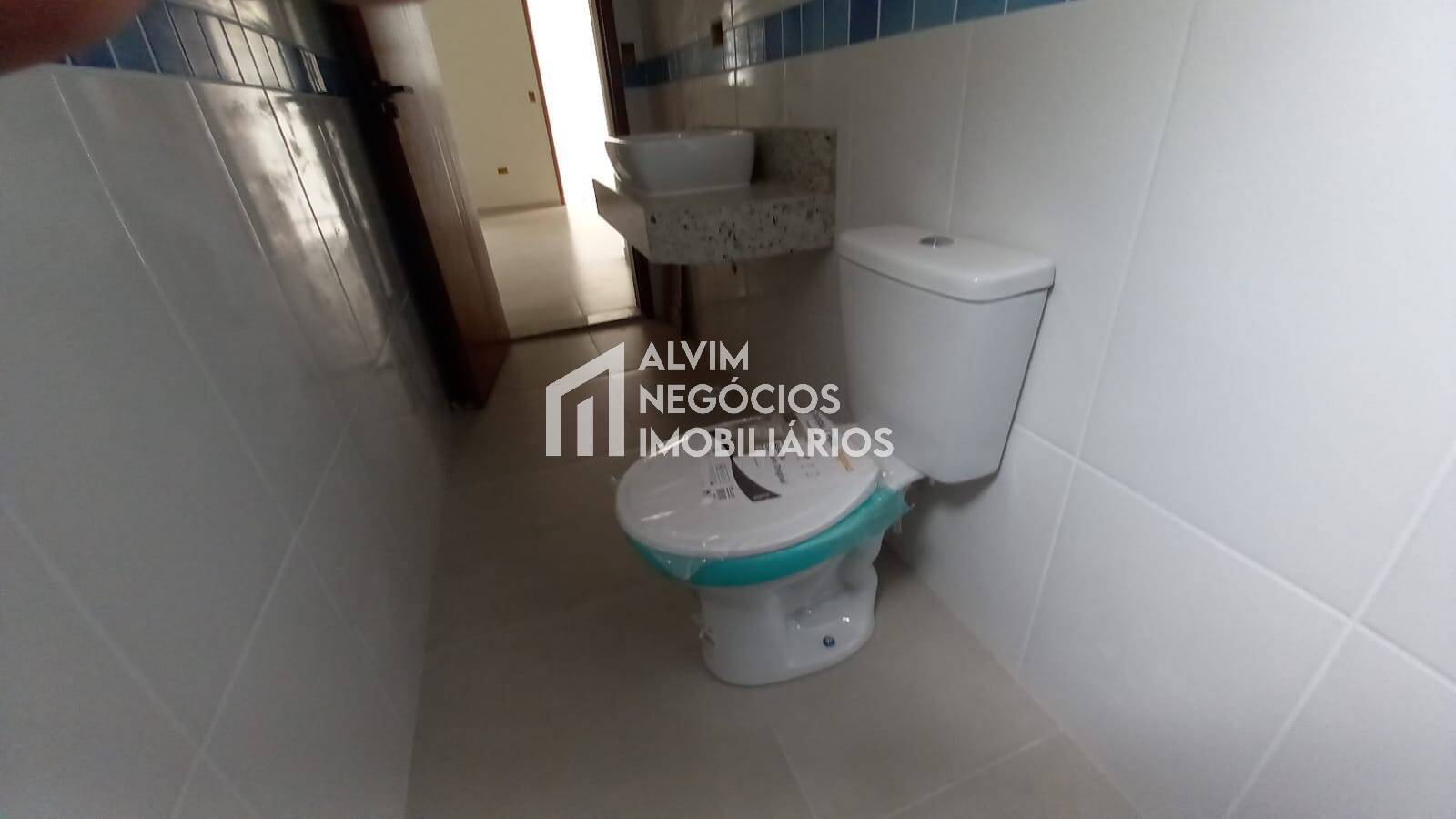 Casa à venda com 2 quartos, 100m² - Foto 10