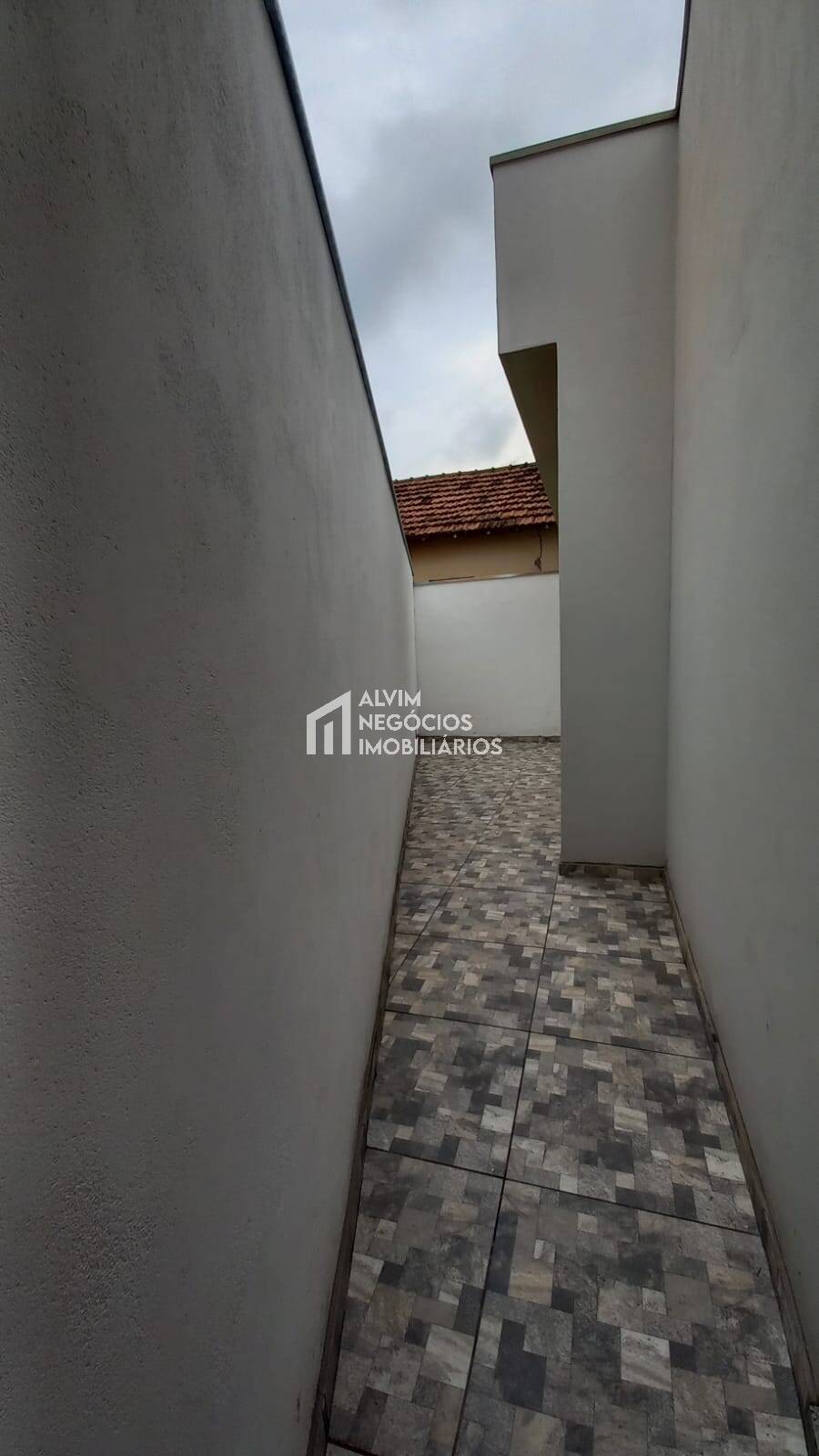 Casa à venda com 2 quartos, 100m² - Foto 18