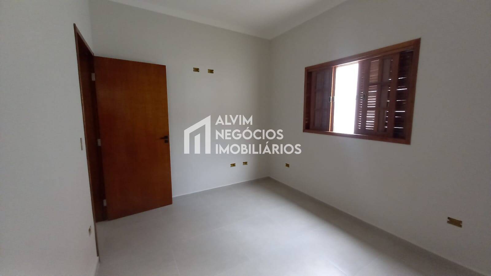 Casa à venda com 2 quartos, 100m² - Foto 15