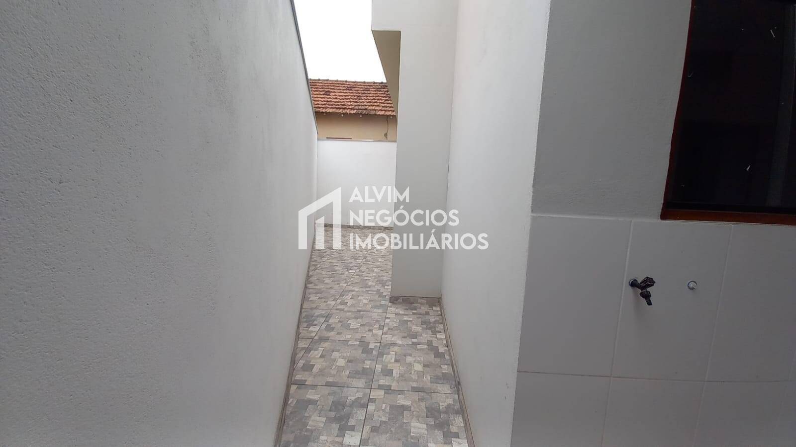 Casa à venda com 2 quartos, 100m² - Foto 19