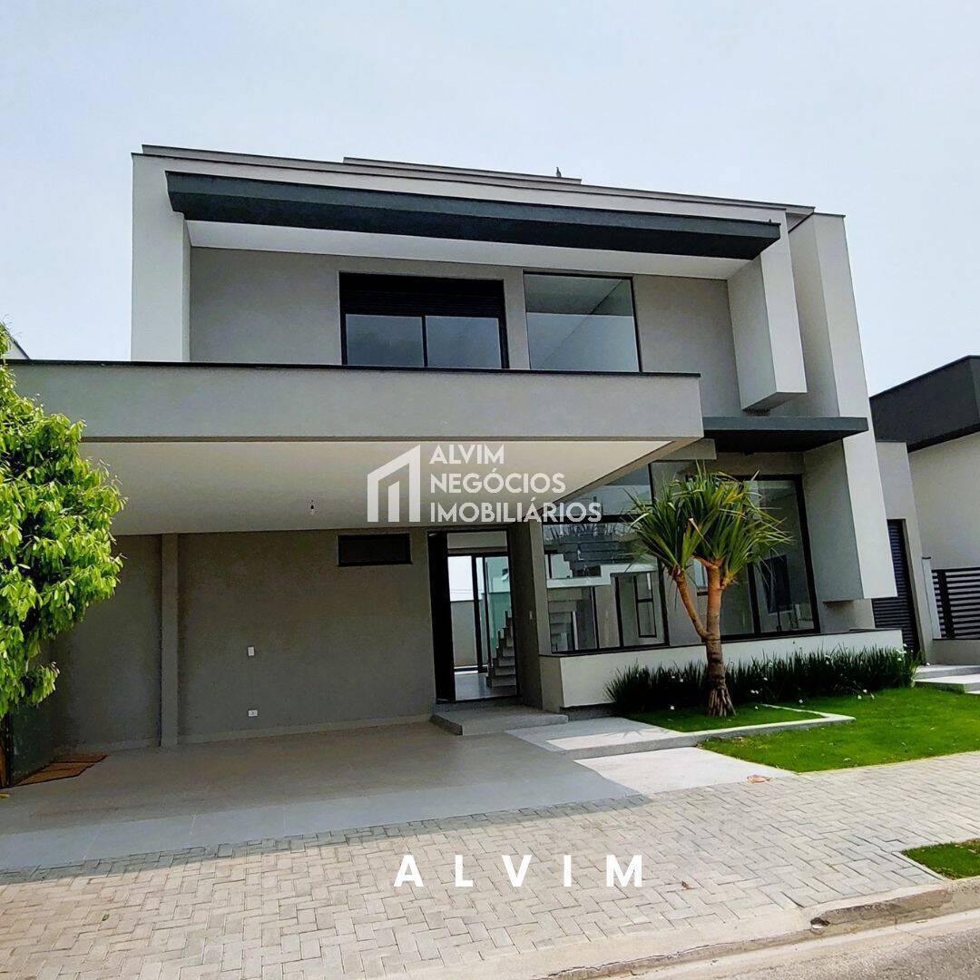 Sobrado à venda com 4 quartos, 273m² - Foto 1