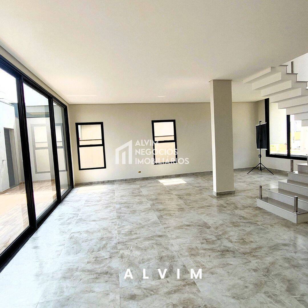 Sobrado à venda com 4 quartos, 273m² - Foto 26