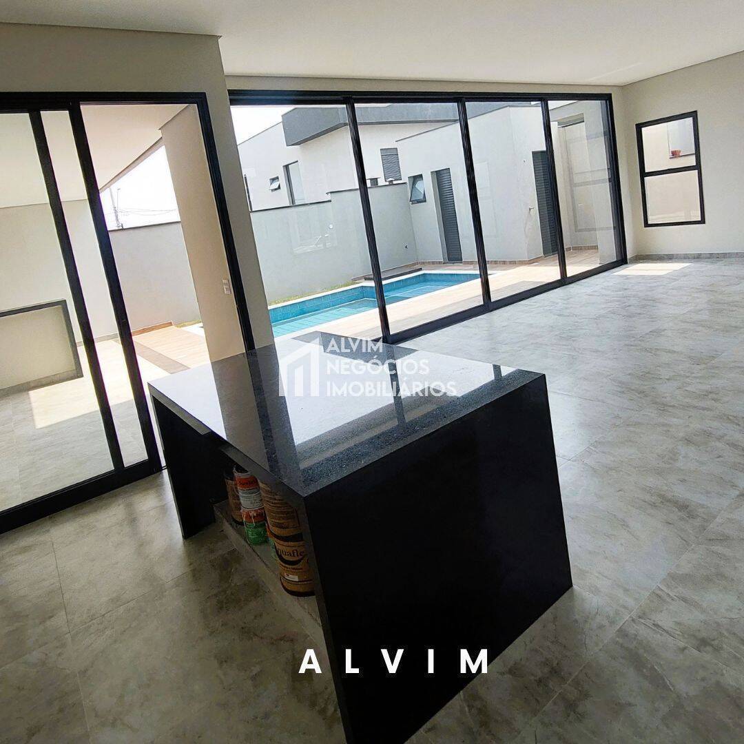Sobrado à venda com 4 quartos, 273m² - Foto 27