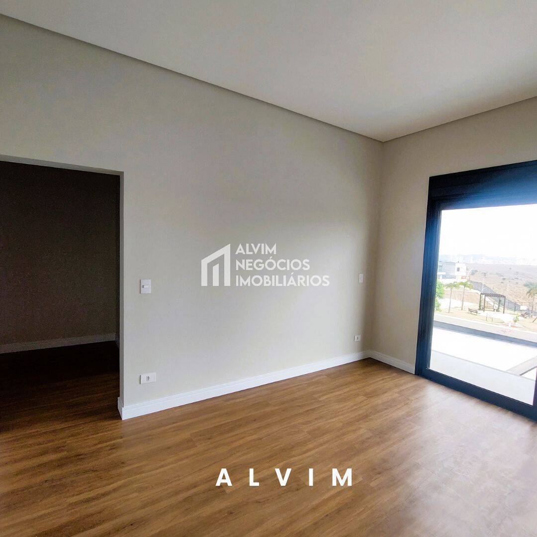 Sobrado à venda com 4 quartos, 273m² - Foto 32