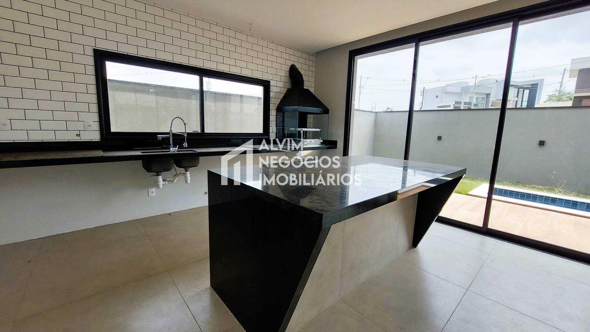 Sobrado à venda com 3 quartos, 250m² - Foto 8