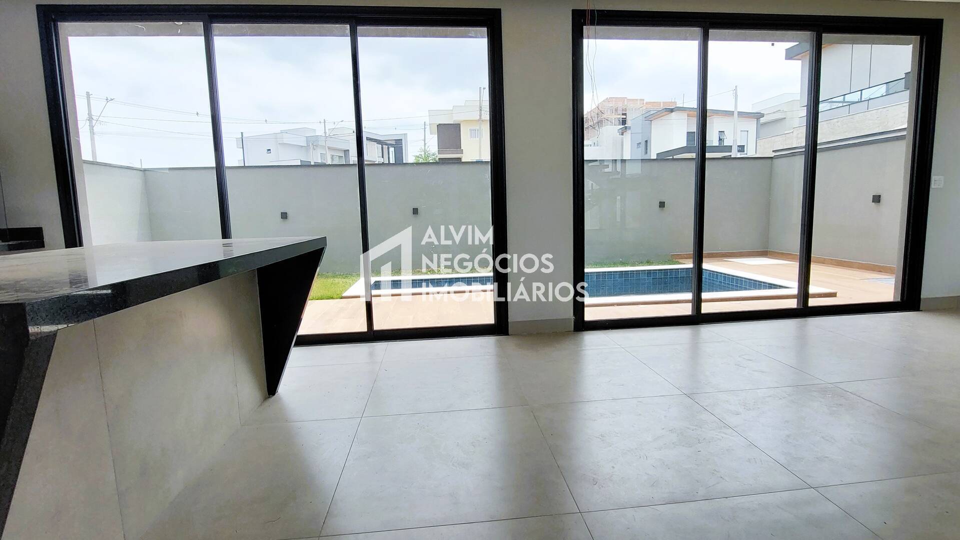 Sobrado à venda com 3 quartos, 250m² - Foto 9