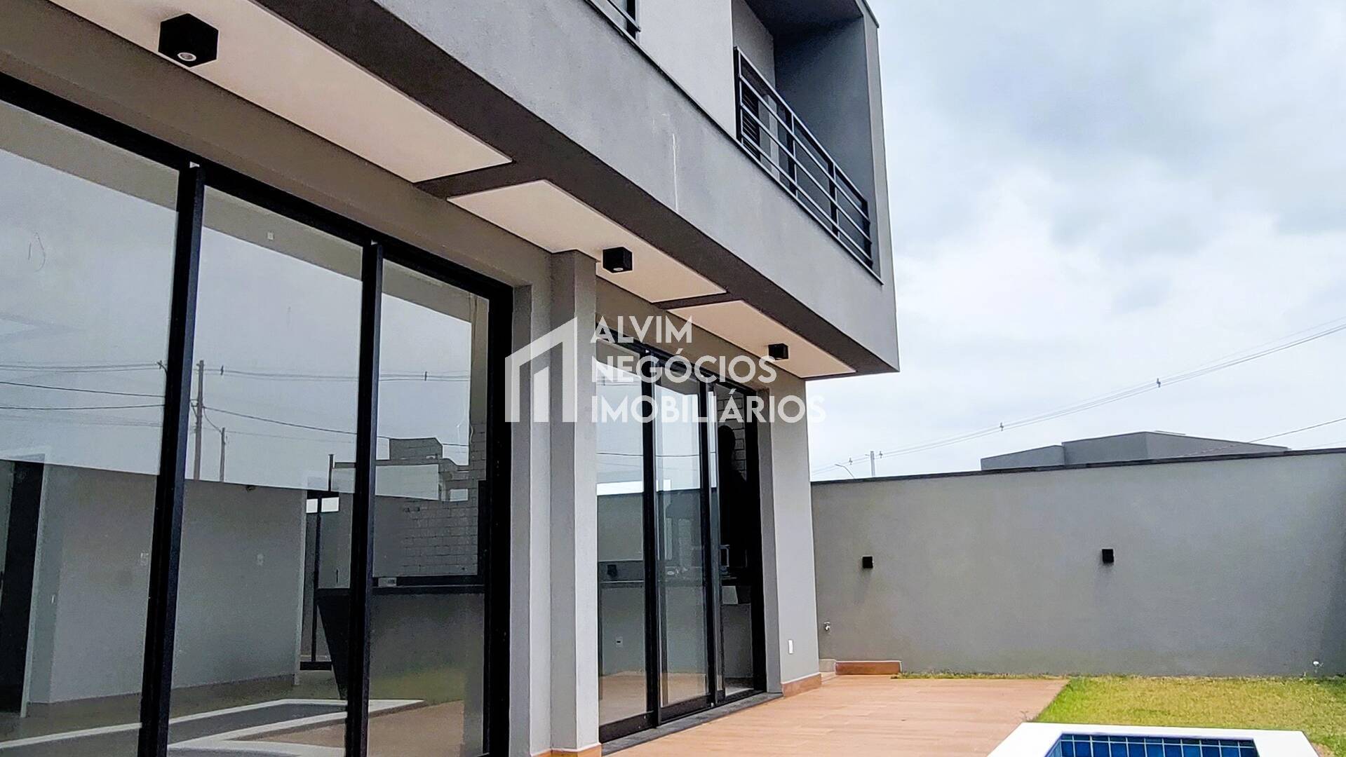 Sobrado à venda com 3 quartos, 250m² - Foto 18