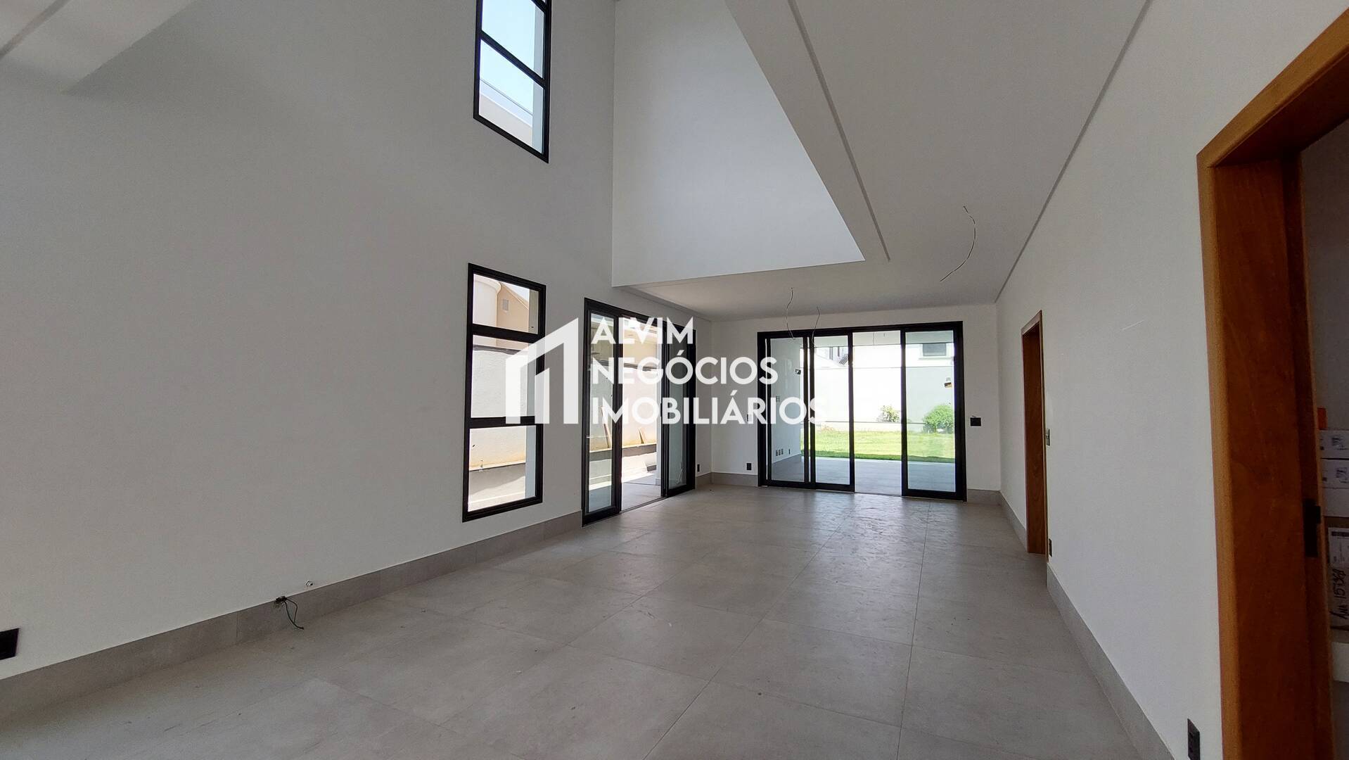 Sobrado, 4 quartos, 367 m² - Foto 7
