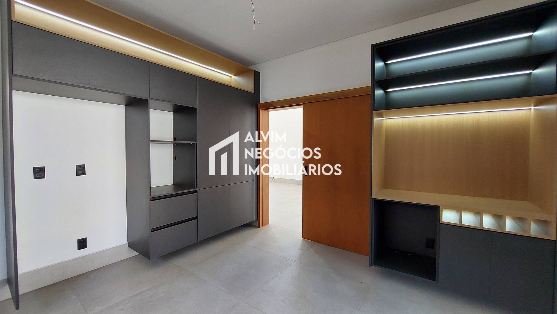 Sobrado, 4 quartos, 367 m² - Foto 8