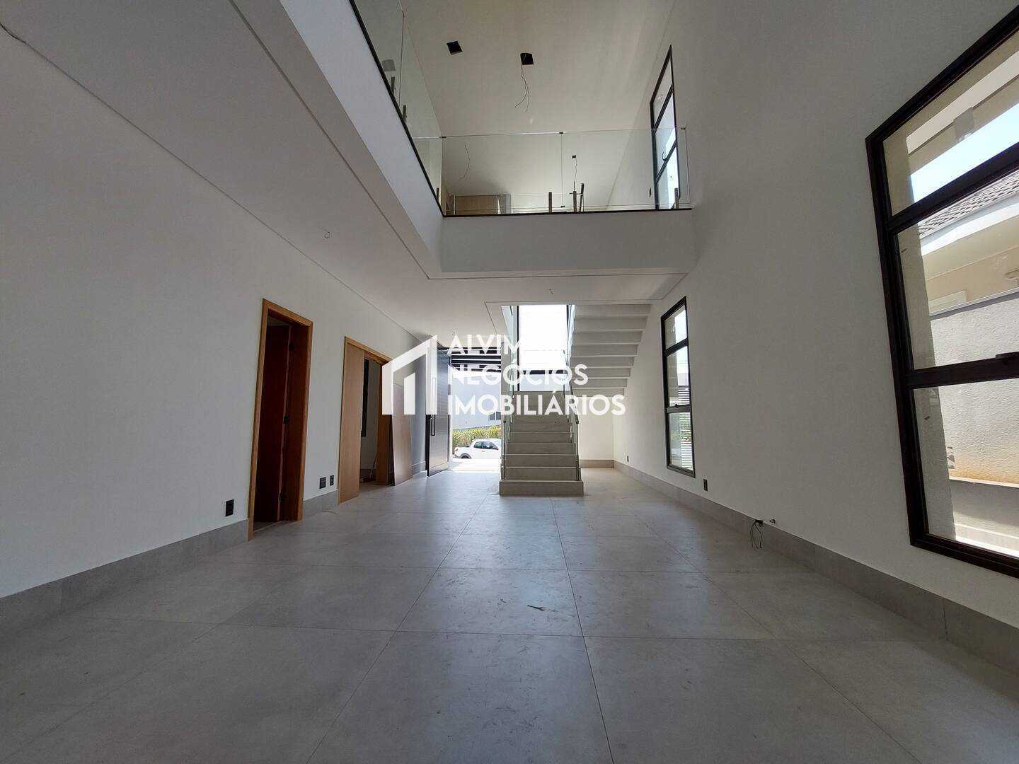 Sobrado, 4 quartos, 367 m² - Foto 5